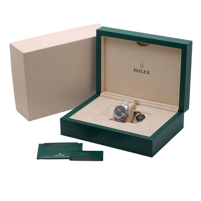 Rolex Day-Date 40 228396 TBR Image 6